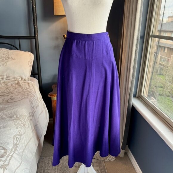 1980s Vintage 100% Silk Royal Purple Silk Skirt Suit Set - Picture 11 of 16